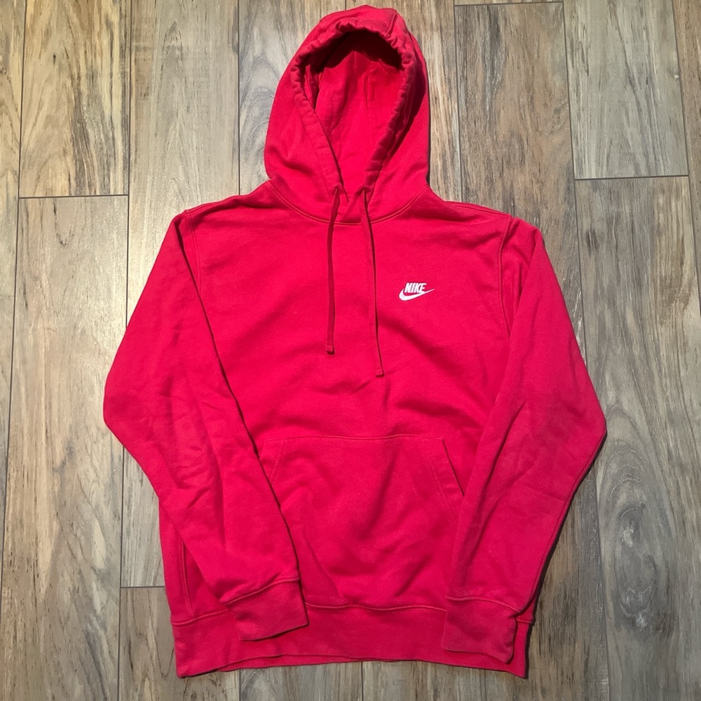 Hot Pink Nike Sportswear Club Fleece Woman’s Pullover Hoodie